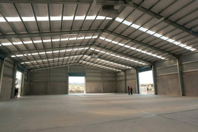 High-strength fasteners and bolted connections for steel structure