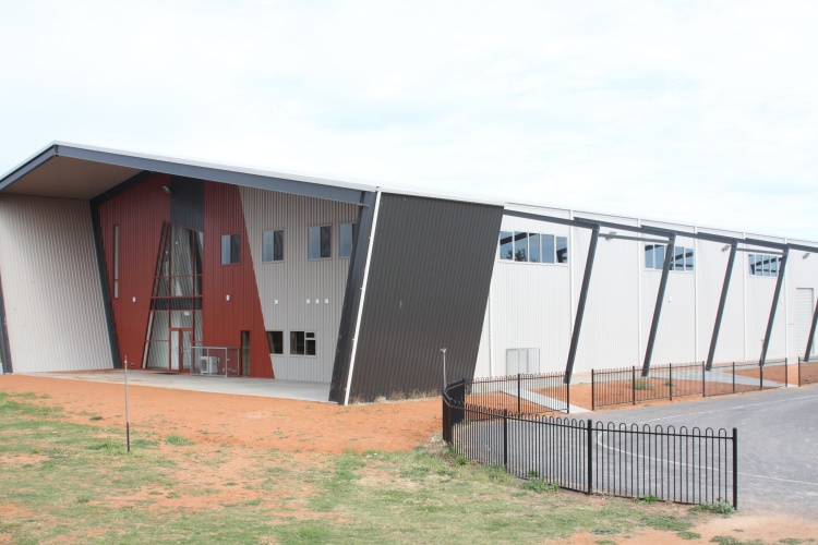 Metal Building Construction For Indoor Soccer Field House