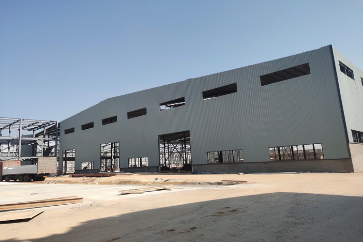 Clear Span Large Warehouse Steel Structure Construction