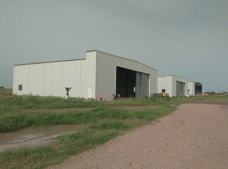 Niger hangar