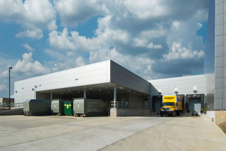 Steel Struture Cargo Warehouse and Storage with Racking System
