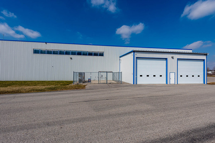 Prefabricated Warehouse Building Sizes and Structural Framing